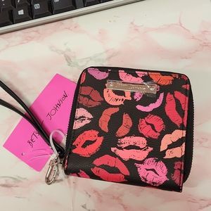 Betsy Johnson Indexer Wallet NWT